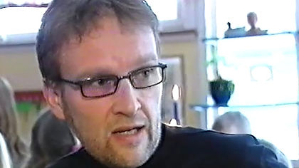 Sven Jøran blir intervjuet av NRK vedrørende OL-floka og skisprinten i Drammen